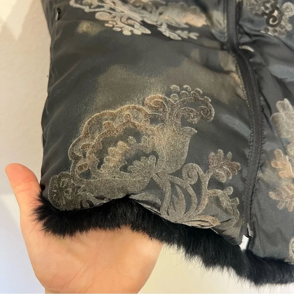 New Montanaco reversible velvet burnout faux fur trim puffer vest black Sz Large - Picture 6 of 11